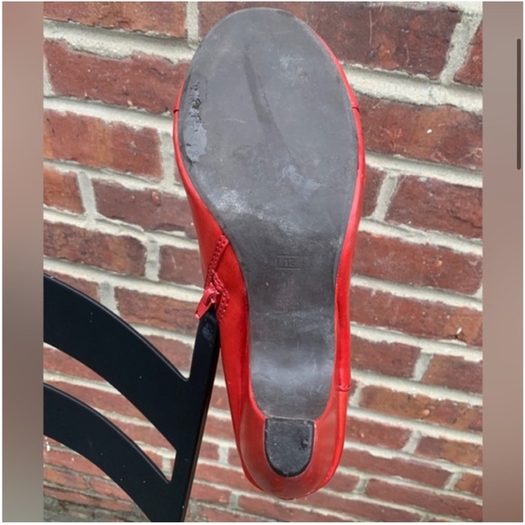 M2 by Miz Mooz Red Round Toe Booties Size 12 EUC - Picture 6 of 9